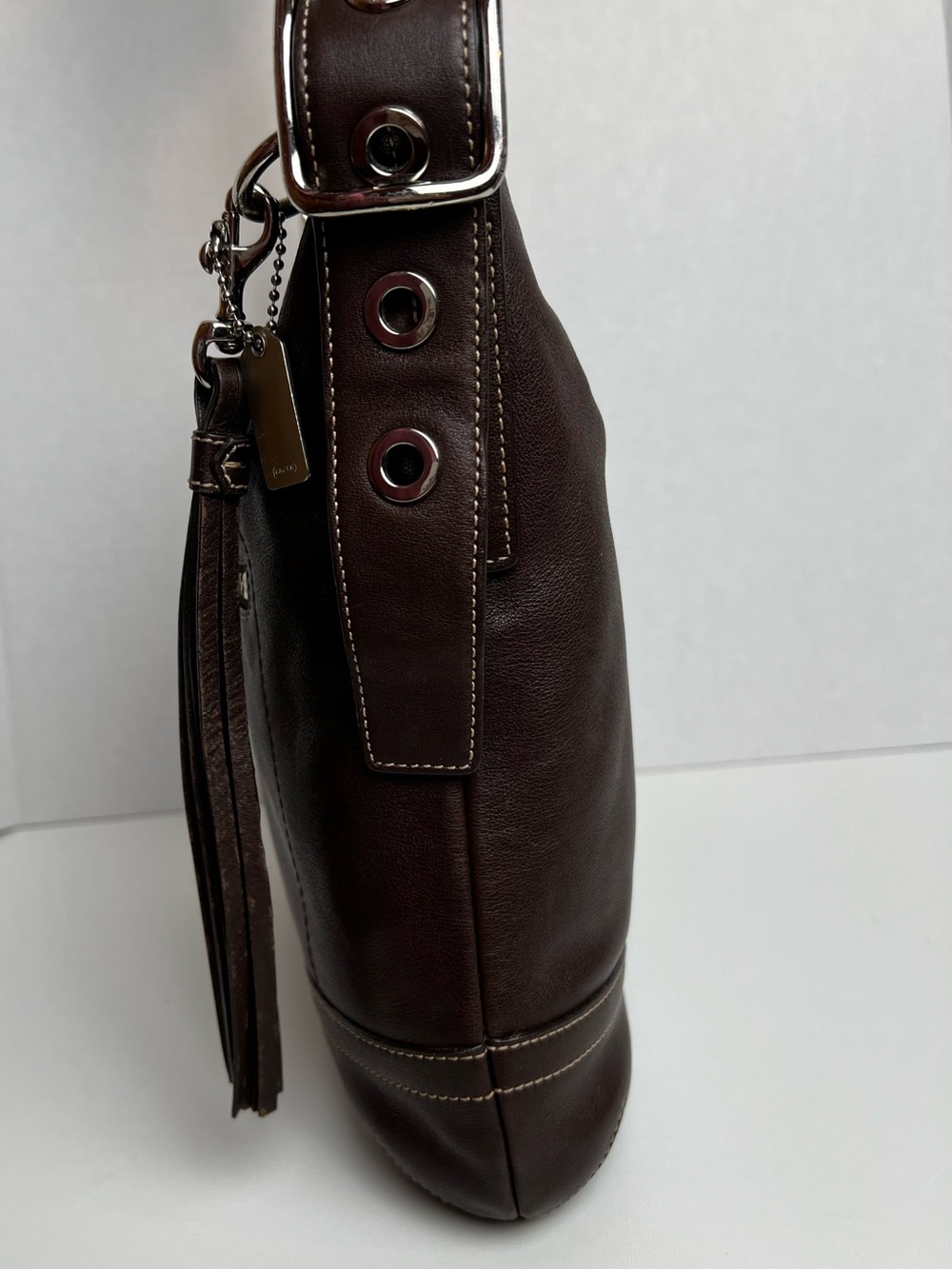 Coach Soho Duffle Brown Leather Slim Crossbody Bag Shoulder Purse Grommets 1415 - Picture 7 of 14